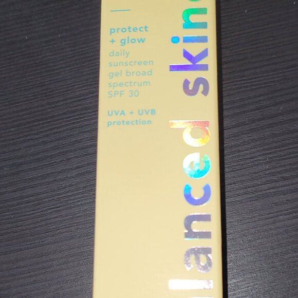 TULA protect + glow  daily sunscreen gel broad spectrum ****SEE BELOW**** - Picture 10 of 13